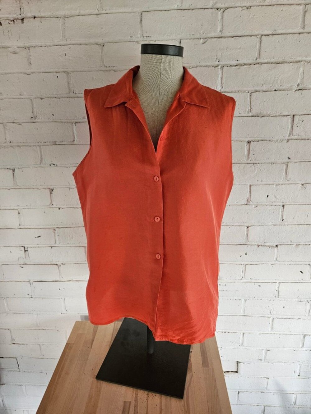 ✨ Vintage Jones New York 100% Silk Sleeveless Blouse ✨